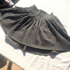 ADORABLE pleated skirt (ZARA L)